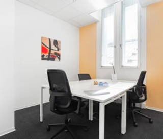 Bureau privé 25 m² 5 postes Location bureau Rue Charles Domercq Bordeaux 33800 - photo 1
